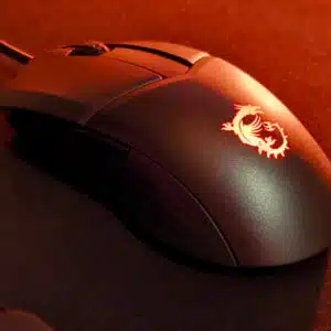 Test de la souris Clutch GM41 LIGHTWEIGHT de MSI 2